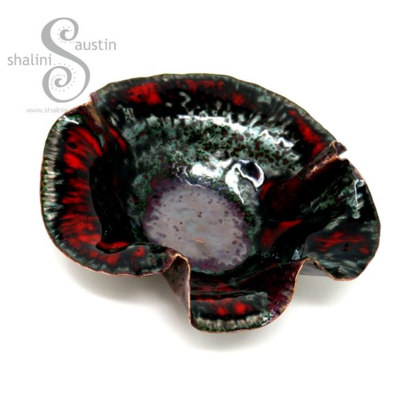 Red Enamel Beaten Copper Bowl RUFFLES (07) - Image 3